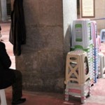 Sandalyede Namaz olur mu ?