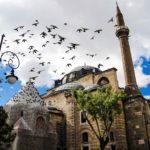 İSLÂM DAVASI ŞAHISLARLA MUKAYYET DEĞİLDİR