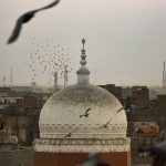 Yalancı Âşıklardan Olmayın…