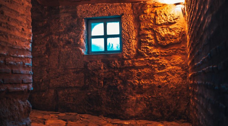 İnsan, israf ederek sermayesini tüketir...