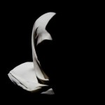 Bayanlarda yüz saça göre daha fazla dikkat ve ilgi çekmiyor mu; neden saç örtülüyor da yüz örtülmüyor?